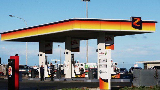NZStuff's tweet photo. Z Energy ends fuel dockets with Progressive, turns to Fly Buys https://t.co/gPGfZxRAvT https://t.co/XensMK9XCU