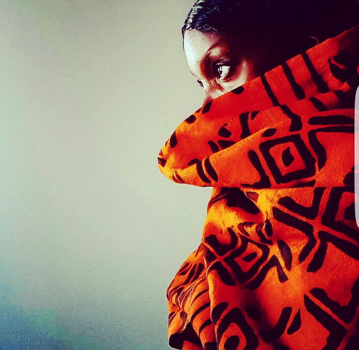 BabashInc's tweet photo. Super Spesh Mudcloth! #fabric #Freetown #sierraleone #africana #ankara #waxprint  #fashion #babashletsgo https://t.co/T9pV9ScuPj