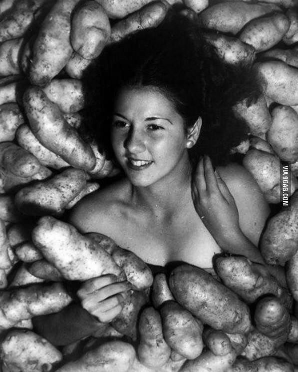 _DanielGray_'s tweet photo. @CourtneyEClark didn't realise you had such a love for potatoes.. https://t.co/xxk00N44xs
