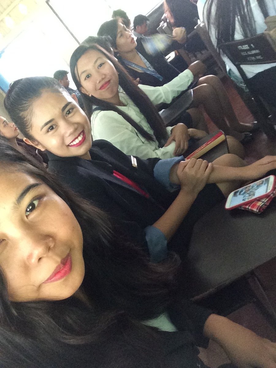 RuszLee31's tweet photo. #Yesterday
#ExecutiveAttire
#WithBaeliwGals https://t.co/HiUapgP0Qy
