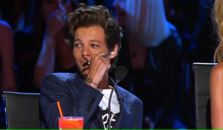 howiemandel's tweet photo. When you're trying to casually check your nose for boogers. #LouisOnAGT https://t.co/R64msQyA3q