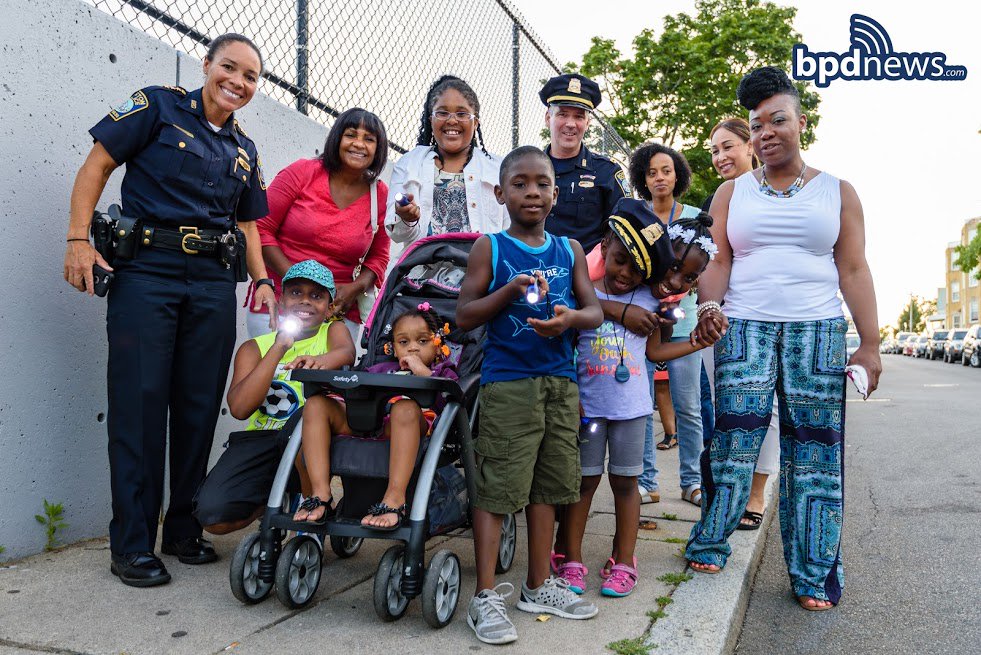 bostonpolice's tweet photo. For the #BPD - #FlashlightWalks are all about building trust, community spirit and keeping people safe!!! https://t.co/Jevr9dkK6e