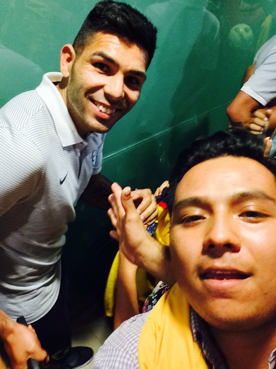 chuylopez2016's tweet photo. @Andres_Vaca_  manda saludos a Jorge Hernández y Chuy Landero estamos en el estadio , venimos de Tabasco https://t.co/5A6pUwTk39