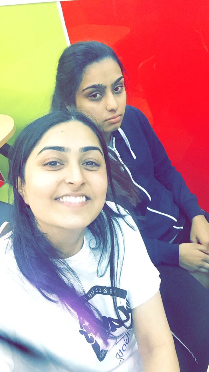 hennyteas's tweet image. Happy birthday to dis wastegyal💕🎊🎉👑 wow from mooch to chicken hut #class100