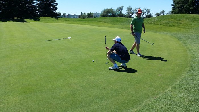 DHutchWebDesign's tweet image. The Success Chain boys were taking golf pretty serious
