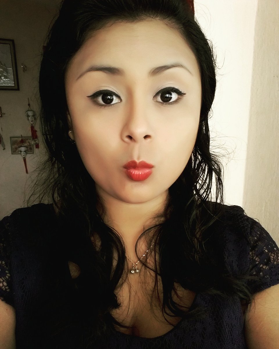 Andhy_berry's tweet photo. Kiss me 😘 https://t.co/kp43vsamvo