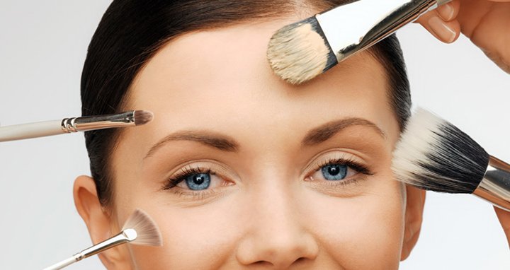 EyeMakeupBlog's tweet image. When Should You Throw Away Your #MakeupProducts? 
goo.gl/OpuRvJ
 #makeupproblem #makeuptips #makeupblog