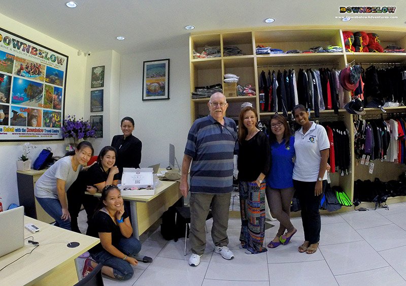 divedownbelow's tweet photo. We love #CourtesyVisits especially from repeater clients ;) Thank you for the visit Barry!😊 https://t.co/3fWpRh82bj https://t.co/MxXUDPeH0g