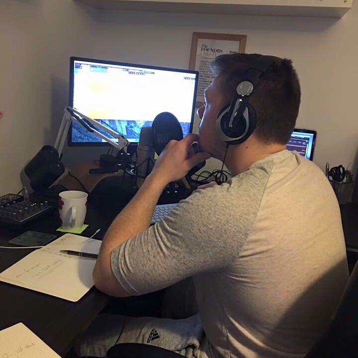 stageonestartup's tweet photo. When Greg is deep into listening to our guests...he does the 'π€' face! π
#StageOneStartup #Podcast #Startups https://t.co/V4RIIxTWlt