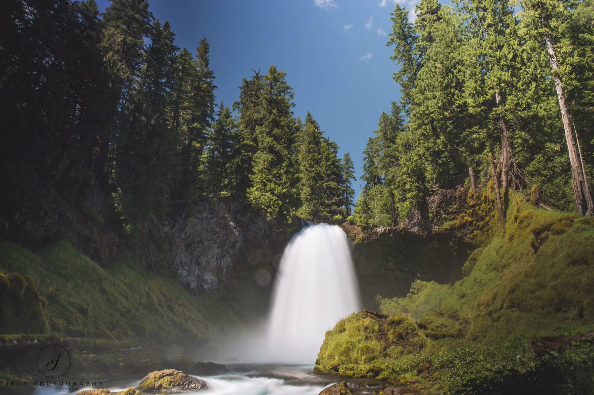 Jboy_Photos's tweet photo. Sahalie Falls @Oregon_explored #longexposure #waterfalls @CanonUSA #5d3 #canon https://t.co/5iX4zVOKL7
