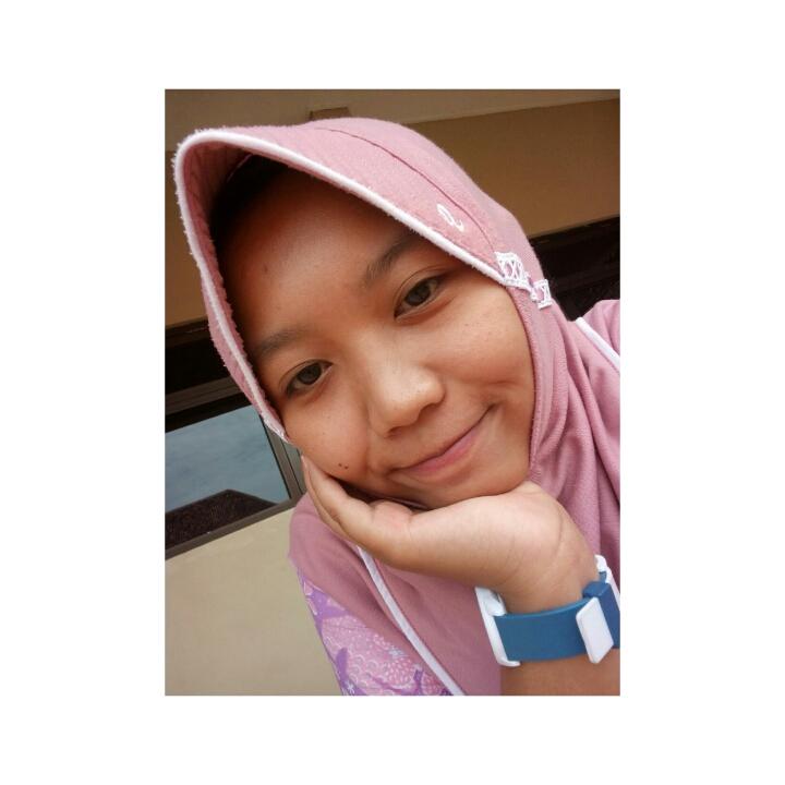 Salsabill_a's tweet photo. Sekolah😛 https://t.co/qxVFZqVVxJ