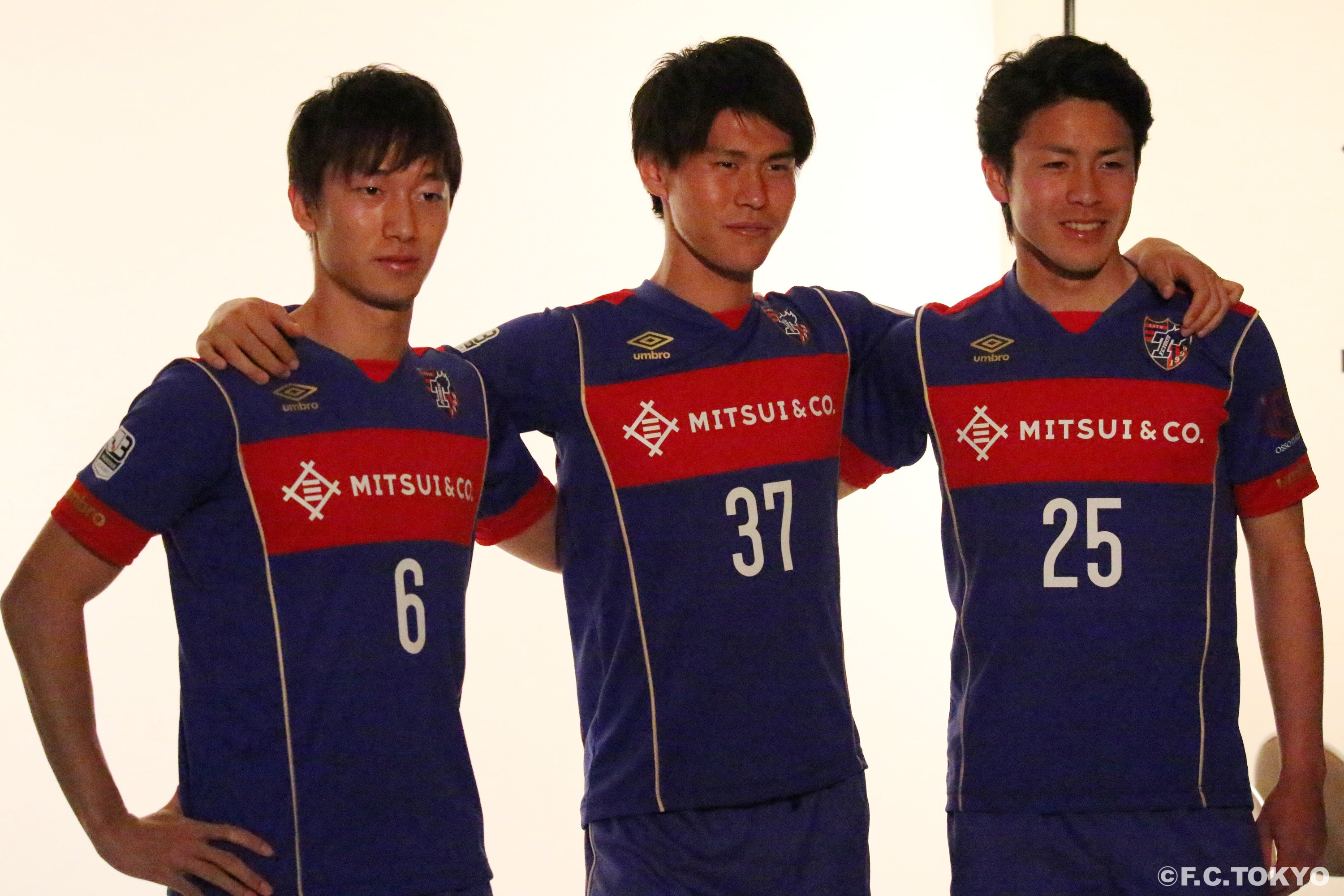 Fc東京 公式 10 29 A 名古屋戦 Lifewithfctokyo Fc東京u 23のユニフォームスポンサー 株式会社osso Japan のオフィシャルホームページに 室屋成選手 小川諒也選手 橋本拳人選手が登場 ぜひご覧ください T Co Zilvc011sl Fctokyo
