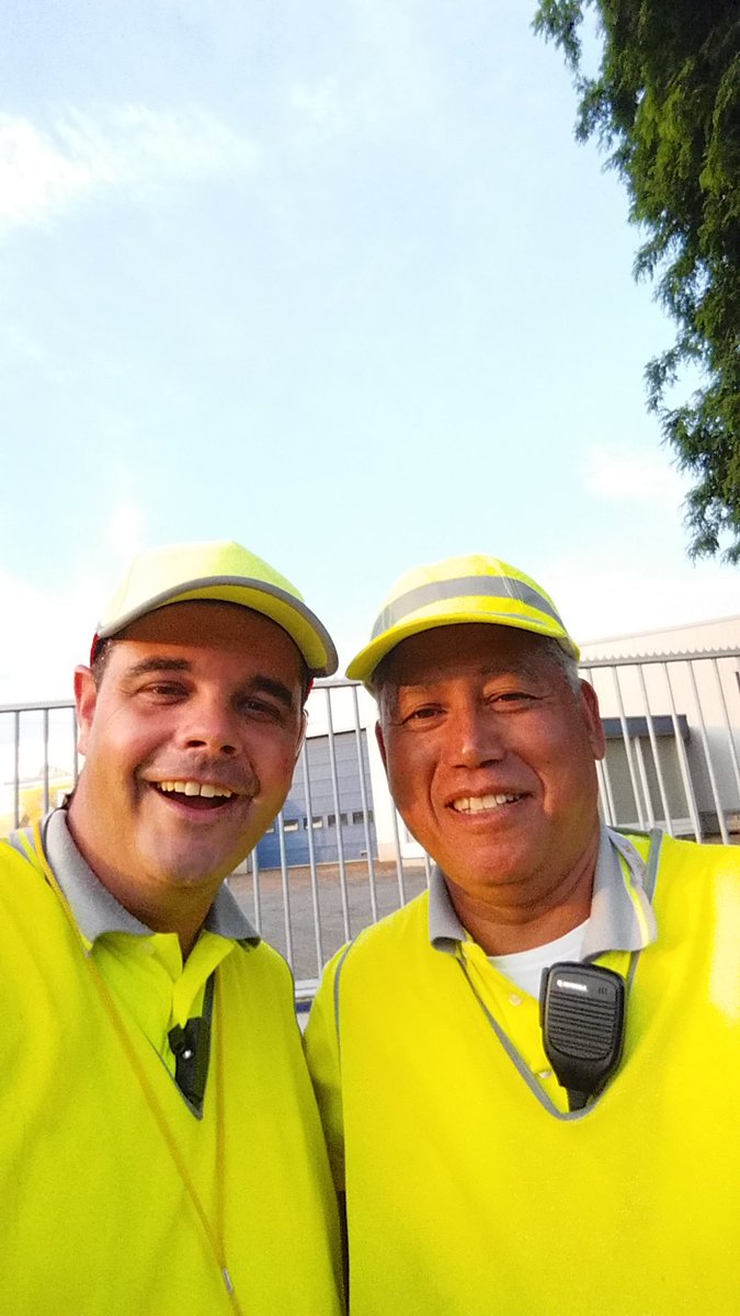 papboerke's tweet photo. Samen met mn Tilburgse collega vroeg begonnen in #elsoo #vlctraffic https://t.co/RobG5OV9Bk