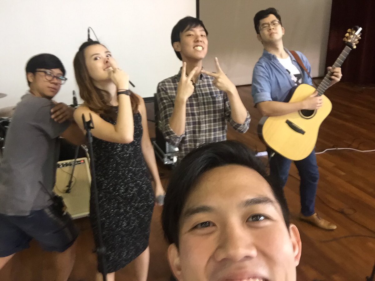 cadencesg's tweet photo. Invasion shenanigans!
#SCAPEinvasion #LifeofaMusician #Musician #SASS #SGMusic #Music #Throwback #TBT https://t.co/6JSpSBJwkd