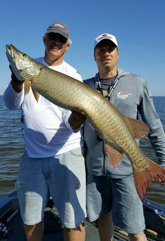 GBMusky's tweet photo. Another Green Bay Musky on a Ball Buster Dawg! @TROFishing @StCroixRods @Abu_Garcia #fullyinvolvedmuskyadventures https://t.co/NEhGtGzbrF