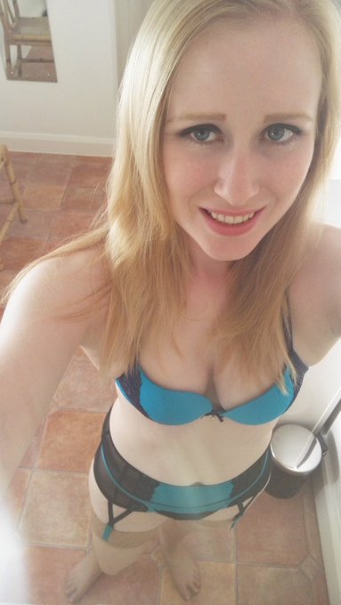 Little snap from my shoot the other day :) https://t.co/yYdYNOyTVr<a href="/tag/tittytuesday"class="tags"><span>#tittytuesday</span></a>