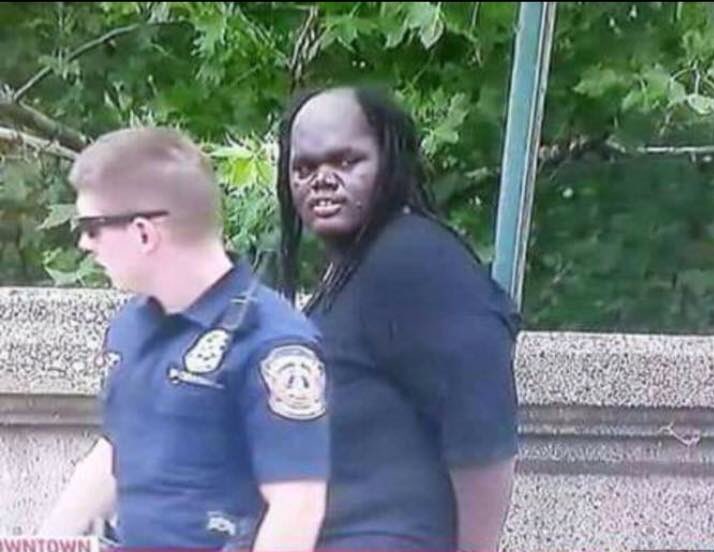 TheNutHouse_'s tweet photo. Fuck knows how they did it but somehow the American police have captured the Predator! https://t.co/FRM5wFGRHx