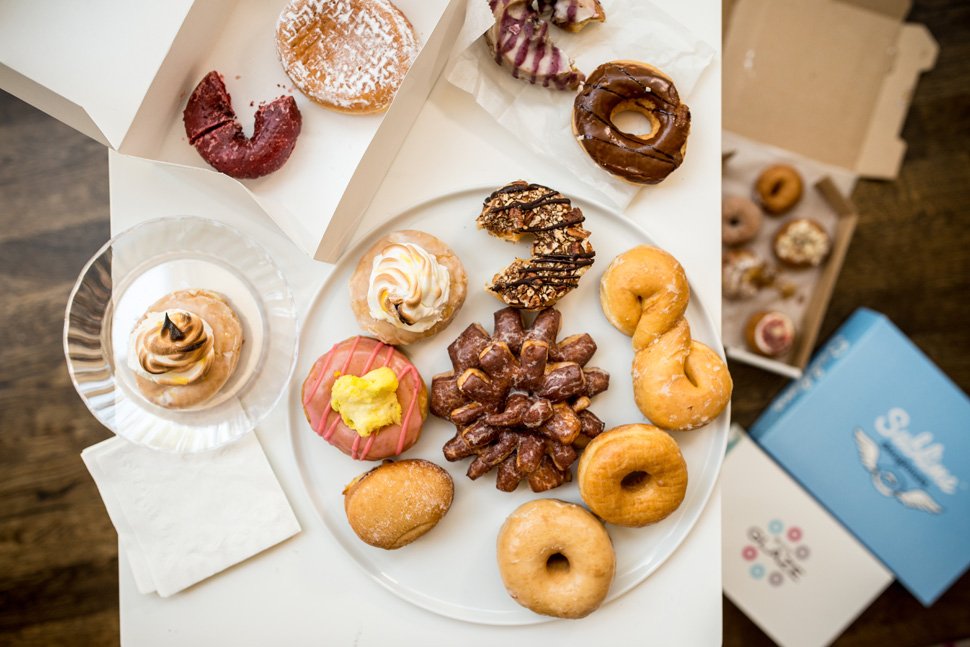 12 doughnut shops throw down, but only one can claim the crown: ow.ly/RaEj302rr1P #ATLDoughnutSmackdown