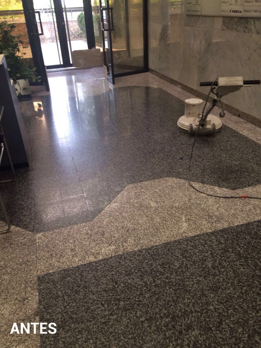 reymaprot's tweet image. Antes y después de trabajos de pulido de suelo #granito
¿Quién dijo que no era posible?
reymaprot.es