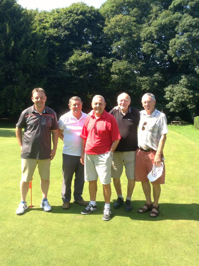 We were delighted to welcome one of the city's footballing heroes, Ian St John, to the Golf Club yesterday! ⚽⛳
