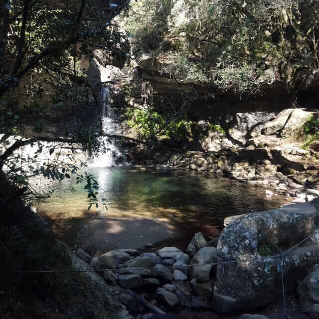 Kaveerza's tweet photo. @Kaveerza #freeyourself2016 #freeyourself I am as free as a waterfall with Samsung S7 and unlimited data 4 life! https://t.co/SWKb7CAuHR