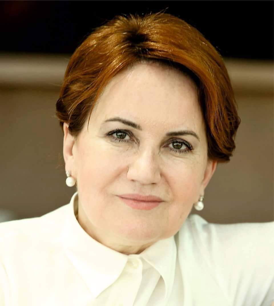SelamiAkda4's tweet photo. Sahi nooldu senin başşşbakanlık ??? https://t.co/VjFegvMJJ4