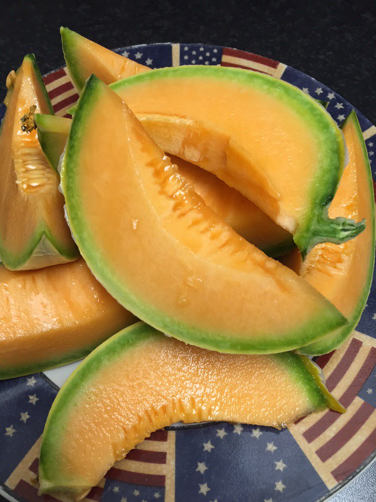 WattsFarms's tweet photo. In celebration of the recent watts farms family wedding we introduce the honeymoon melon. A very sweet variety. https://t.co/0Hptg4nugL