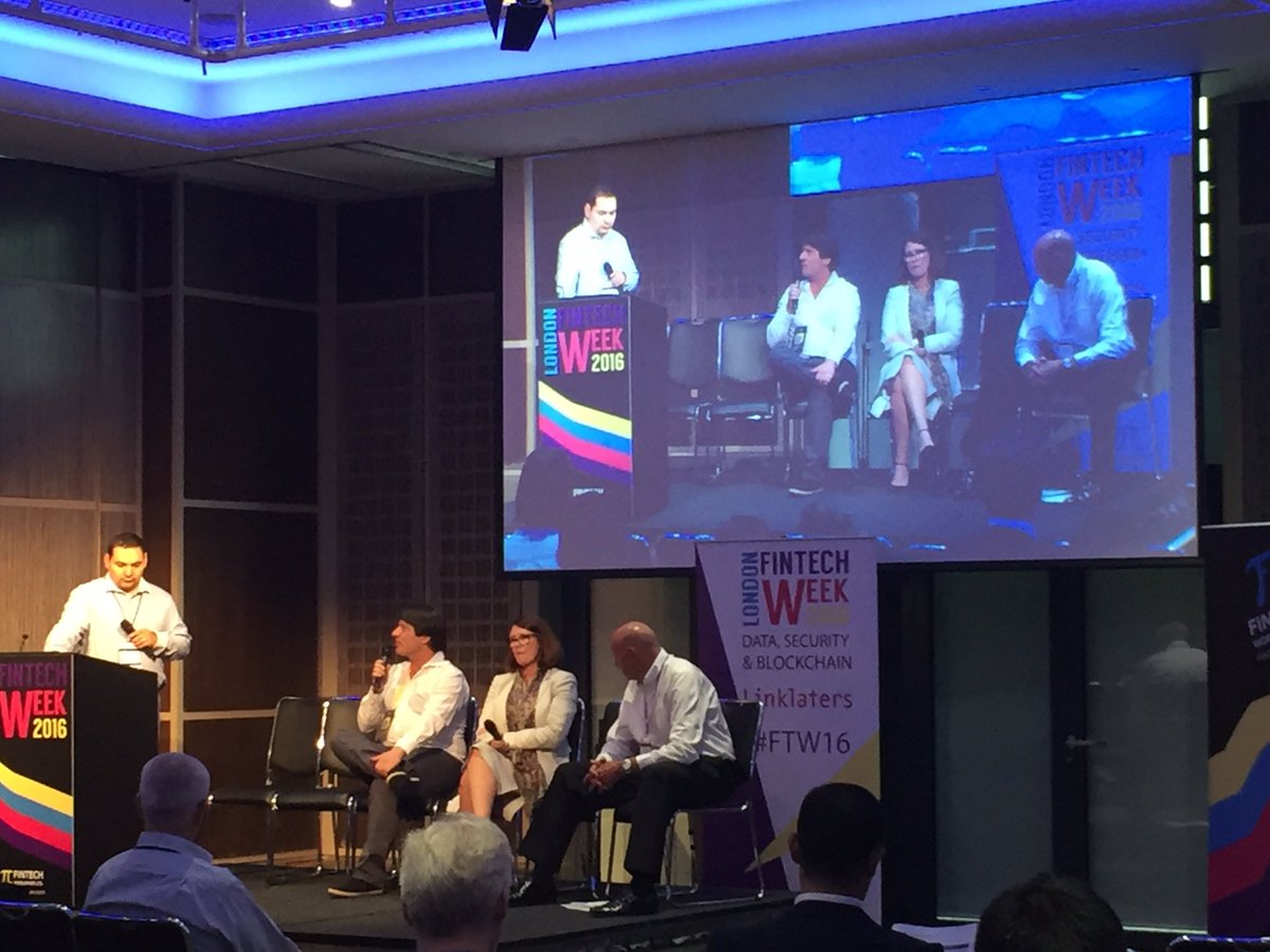 StreetsConsult's tweet image. #FTW16 panel on AI &amp;amp;machine learning: new tech helps reduce fraud risks &amp;amp; no of false positives, saves time &amp;amp; money