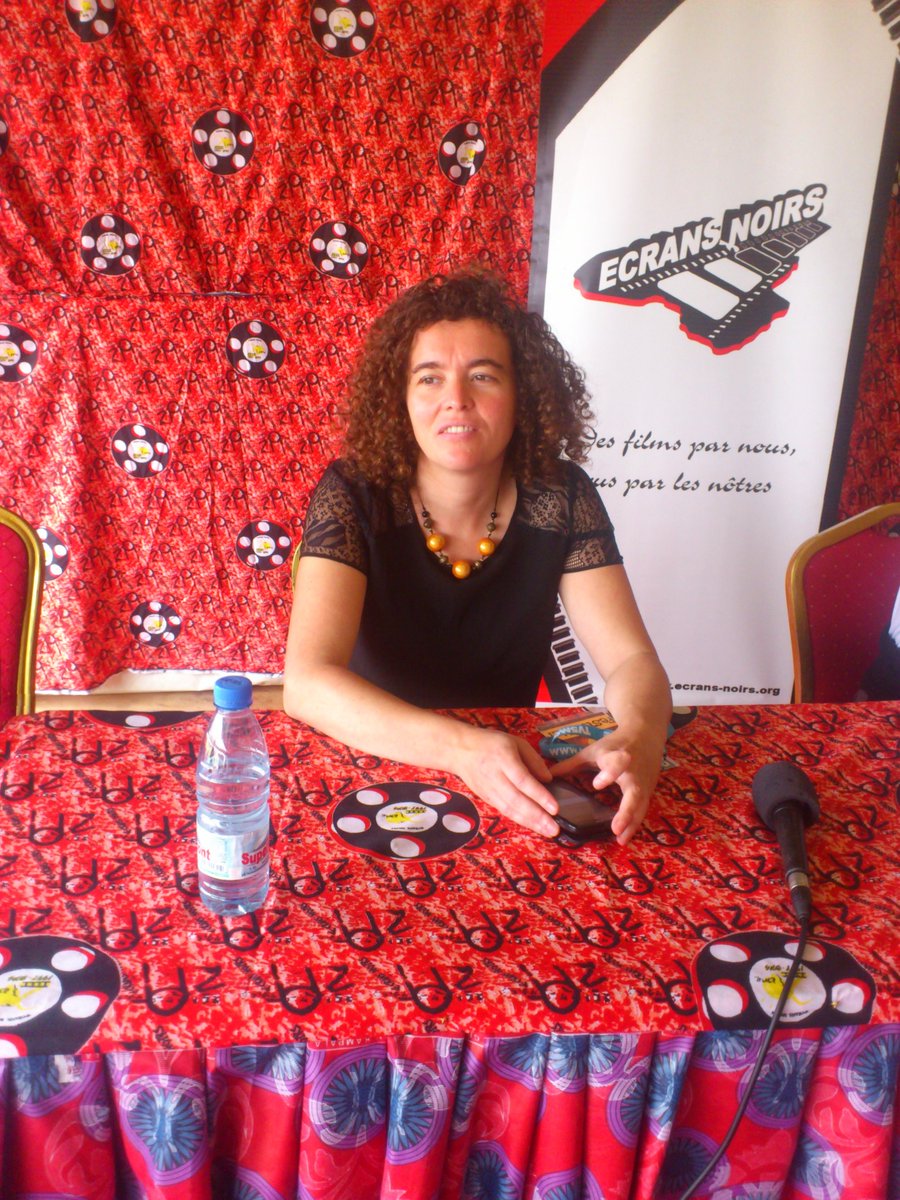 ecrans_noirs's tweet photo. Camille Sarret : "J'ai choisi de rester passive dans " La foret sacrée". #€cransnoirs2016 https://t.co/jyWajYKc1P