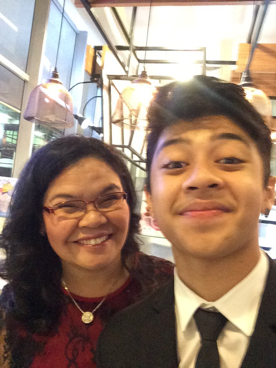 Happy bstarz day ... Keep konpak selalu dan support terus abang kece <a href="/bastiansteel/">Bastiansteel</a> #HappyBstarzDay