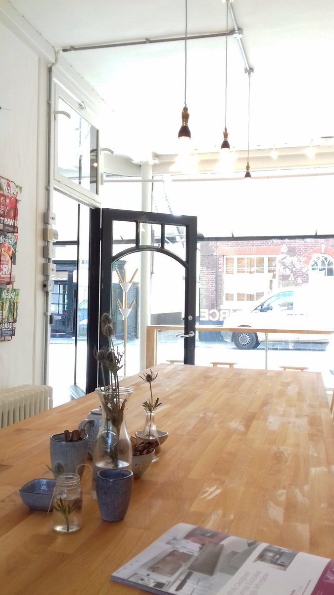 Upper St Giles <a href="/bread_source/">Bread Source - Artisan Bakery</a> Drink coffee here! There is  through-breeze &amp; gorgeous music