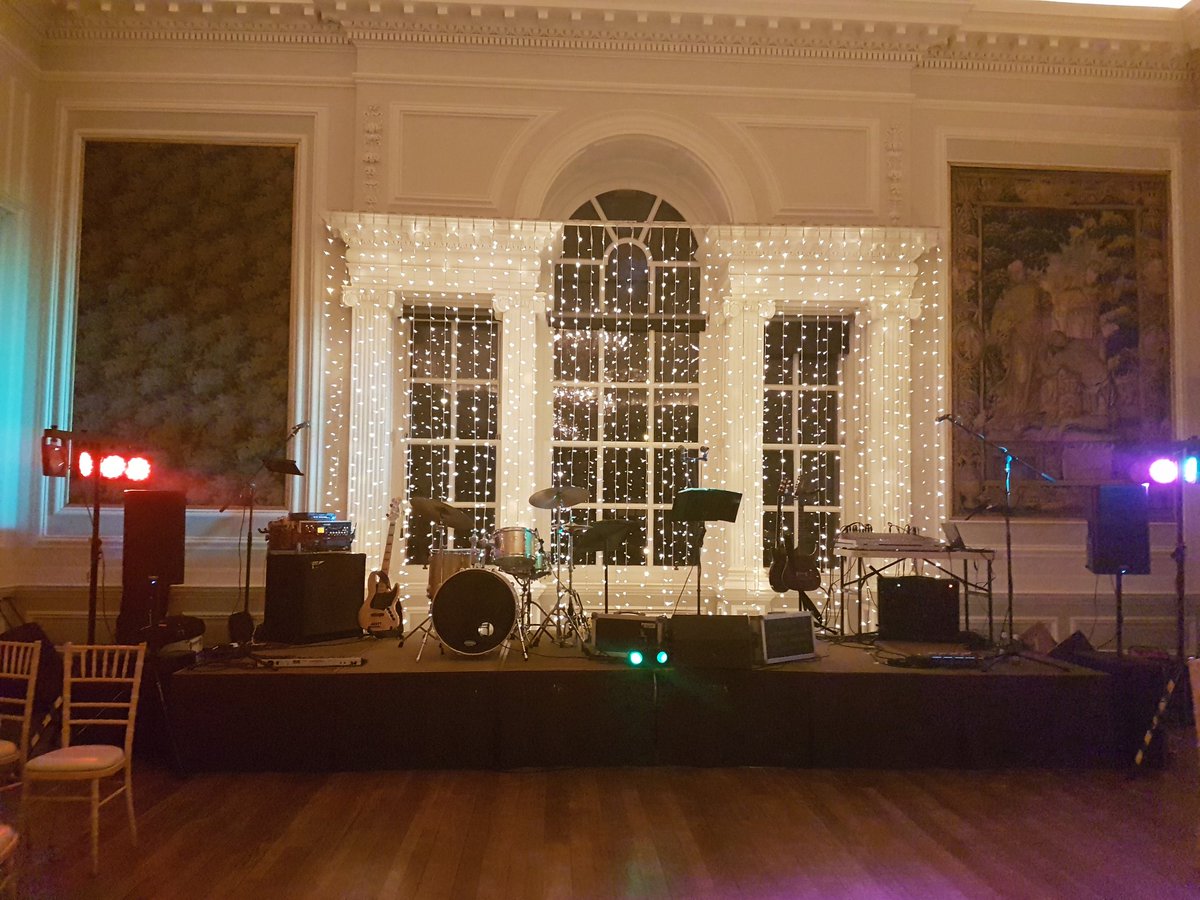 Great weekend in Edinburgh. Congratulations to Ross and Jessica. #Edinburgh #wedding <a href="/HopetounHouse/">Hopetoun House</a> #Scotland