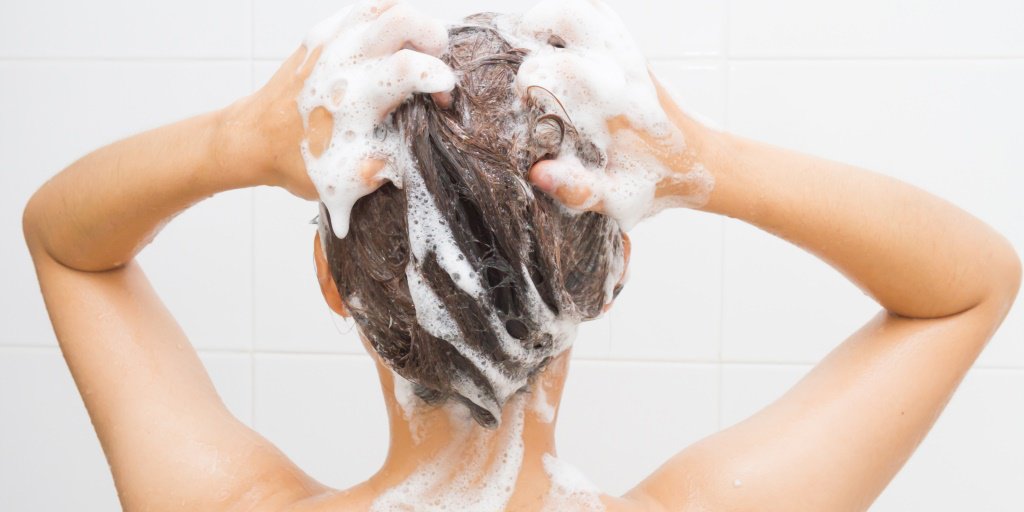 Haarshop's tweet photo. Na bijna een half jaar is het weer tijd voor een nieuw blog :)! https://t.co/TixUiPmL9y https://t.co/qOxbpfXZ9c