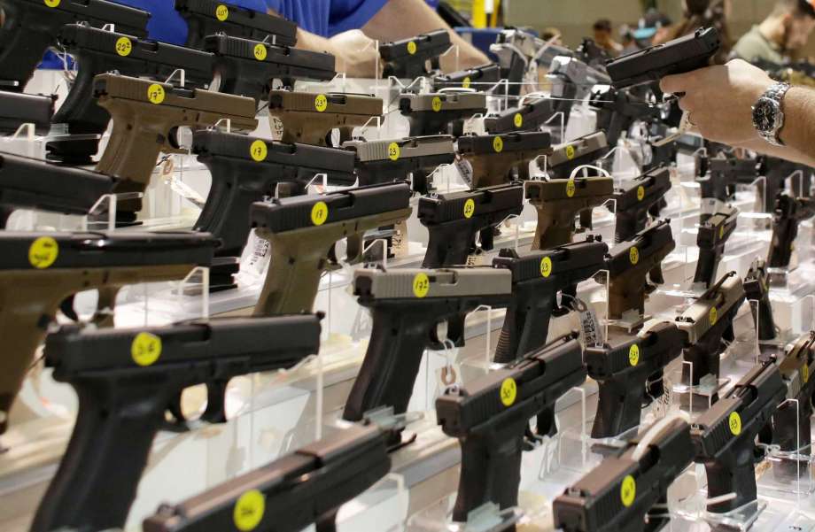 UNDP_SEESAC's tweet photo. Abusers &amp; #guns: Domestic abusers w/gun rights should be required to relinquish their guns  https://t.co/547uiyjsFY https://t.co/A00S6ebaBk