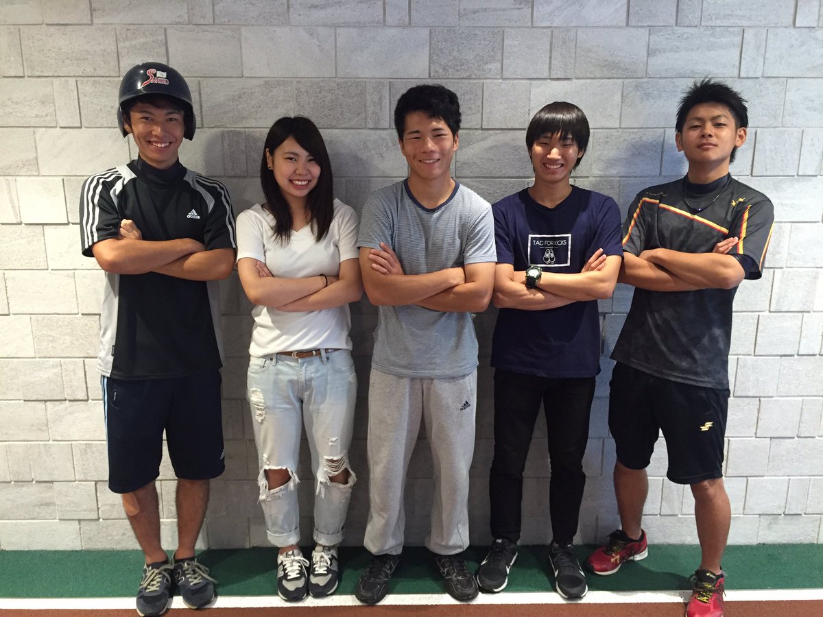 osakars's tweet photo. 【クラスムービー1位！】
リゾスポクラス対抗ムービーは
ST1Cが輝かしい結果を掴みました⭐︎
ダントツのRT数、リツイートした皆さんありがとうございました☻
#ST1C #スポーツ #オリンピック https://t.co/mDpPwcLQ3e