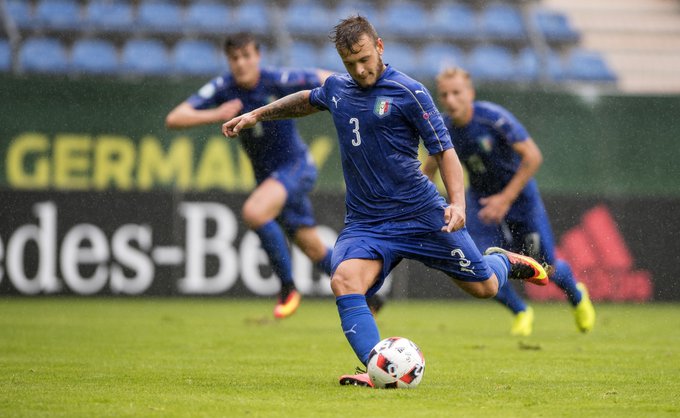 View image on Twitter