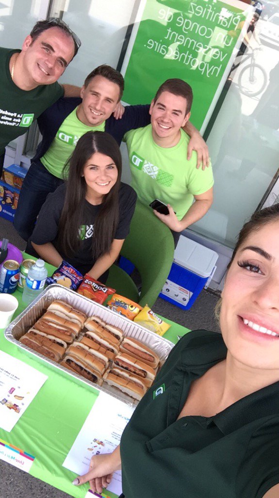 AngeloDeSantis_'s tweet photo. Come visit us at that #TDLaSalle branch between 11-4pm today...Fundraiser BBQ #OneWalkToConquerCancer https://t.co/mN4VAVGG4V