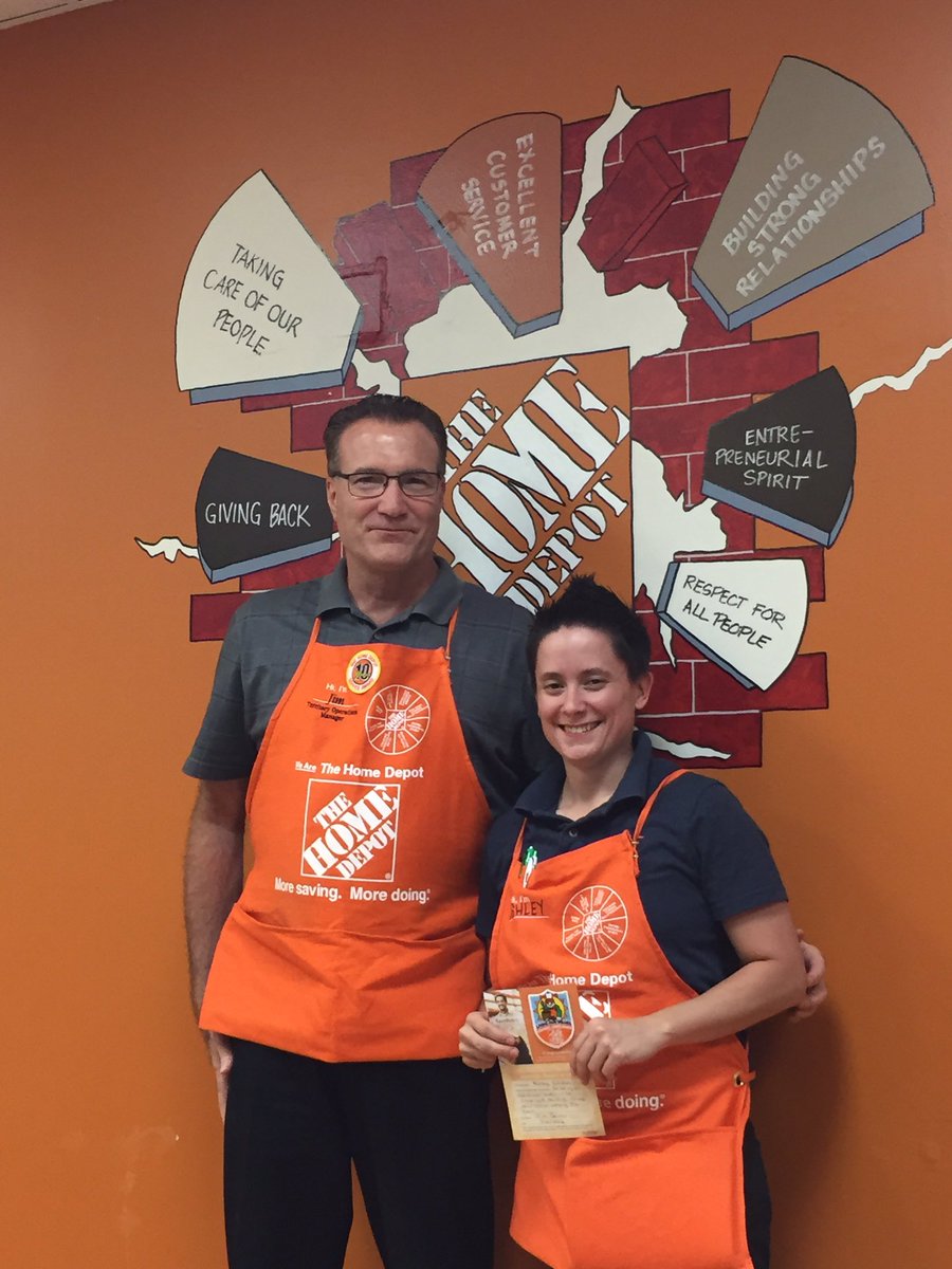 <a href="/barnes2_jim/">Jim Barnes</a> acknowledging DH Ashley Gordon for operational excellence. <a href="/3631HomeDepot/">Home Depot Garner NC</a> @THDBecky31 <a href="/mwalker015/">Michelle Walker</a>