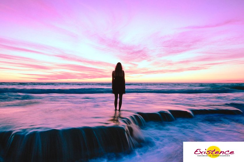 Existence_fr's tweet image. Qu'avez prévu comme activité #détente durant l'été ? Dites-nous :) #bienetre #developpementpersonnel #relaxation🌴 ☀️