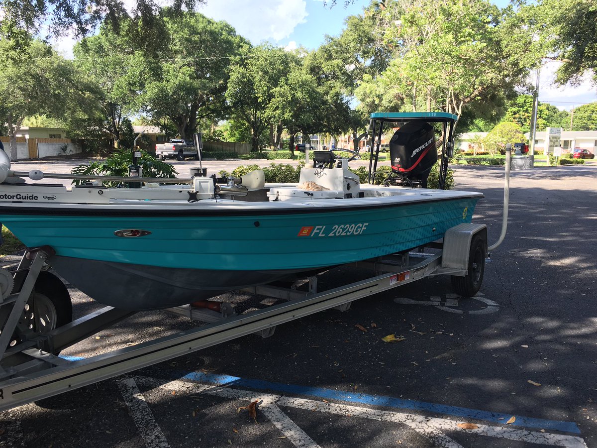 EG_wraps's tweet photo. #mobile #Installing #egwraps #wrapping #boat #marine #saltlife #fishing #stpete #saltwater #graphics #cusrom #wrap https://t.co/3ZNHnmcUsD