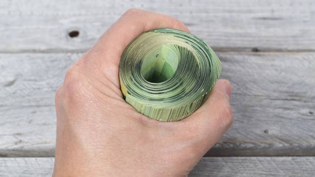 LowestRates_ca's tweet photo. Are you ready to #Invest? Take this quiz to find out! https://t.co/iMsCtU834J via @globemoney #Investment #Finance https://t.co/CUOyk1bDuC