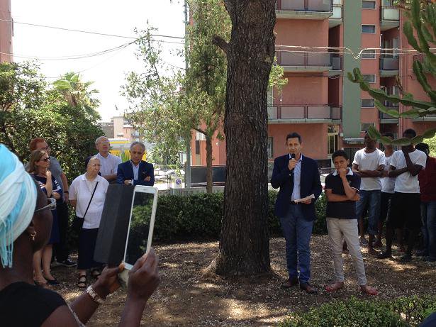 IlNodo1's tweet photo. Catania: inaugurazione Centro di prima accoglienza per minori stranieri non accompagnati Villa S. M. degli Angeli”. https://t.co/YvG9sbr9Qr