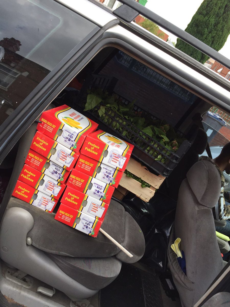Trafficwmp's tweet photo. Montgomery Rd, being used for business purposes, driver claimed 3rd party on his car, insurer said no #policycheck https://t.co/V1HlMm9iaq