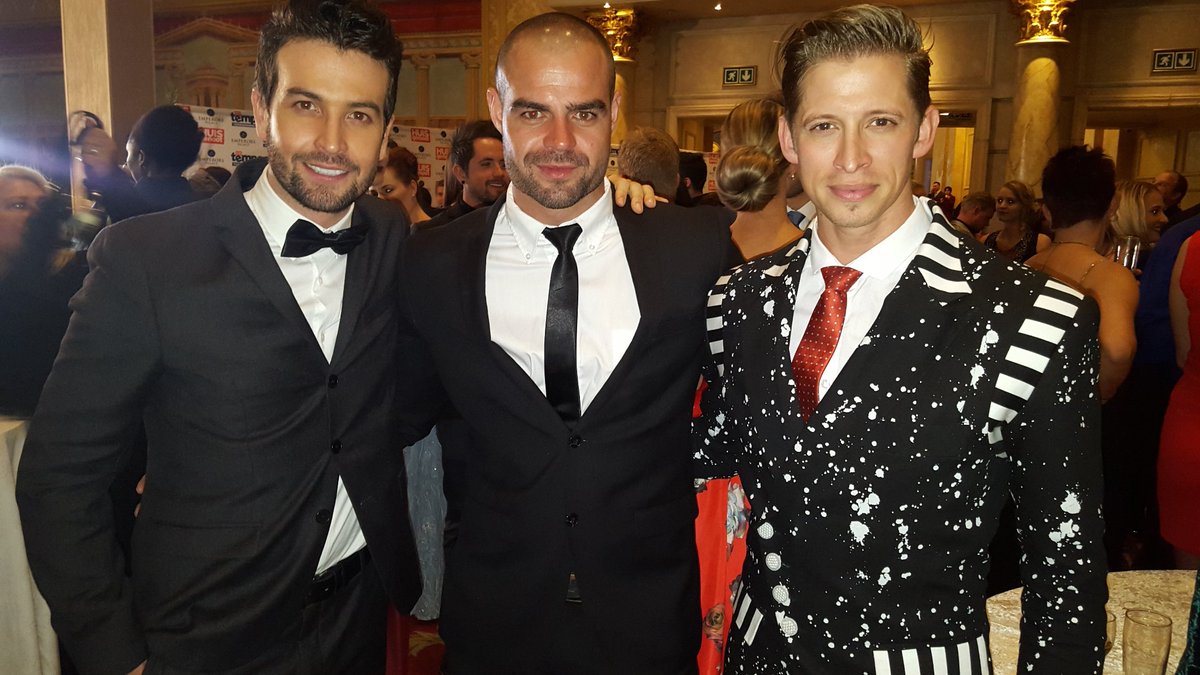 WillemBotha's tweet photo. Vanaand op Bravo is die Huisgenoot Tempo Toekennings. Ekt n voëltjie hoor fluit dat 1 van die 2 manne n beeldjie wen https://t.co/22RR2SdOTq