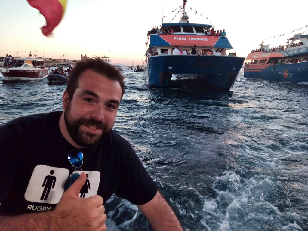 RContrerasFM's tweet photo. Increíble experiencia en la Romería de la Virgen del Carmen de #Tabarca en el #Skipi capitaneado por 'El Balta' https://t.co/c8BYZ6CZFx