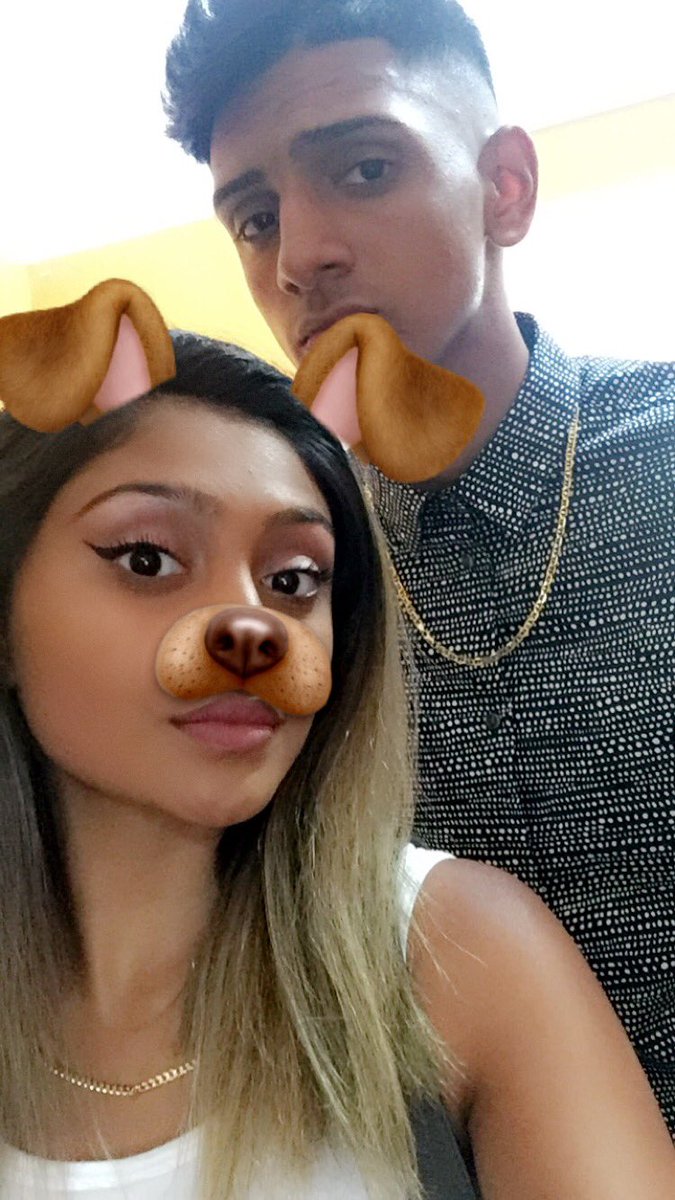 kiarapookie's tweet photo. Happy 18th birthday to my brother ! 🤑 always got your back fool 🙂 #SiblingGoals #snacks #legal #iactuallyhatehim https://t.co/5vNCKcayGG