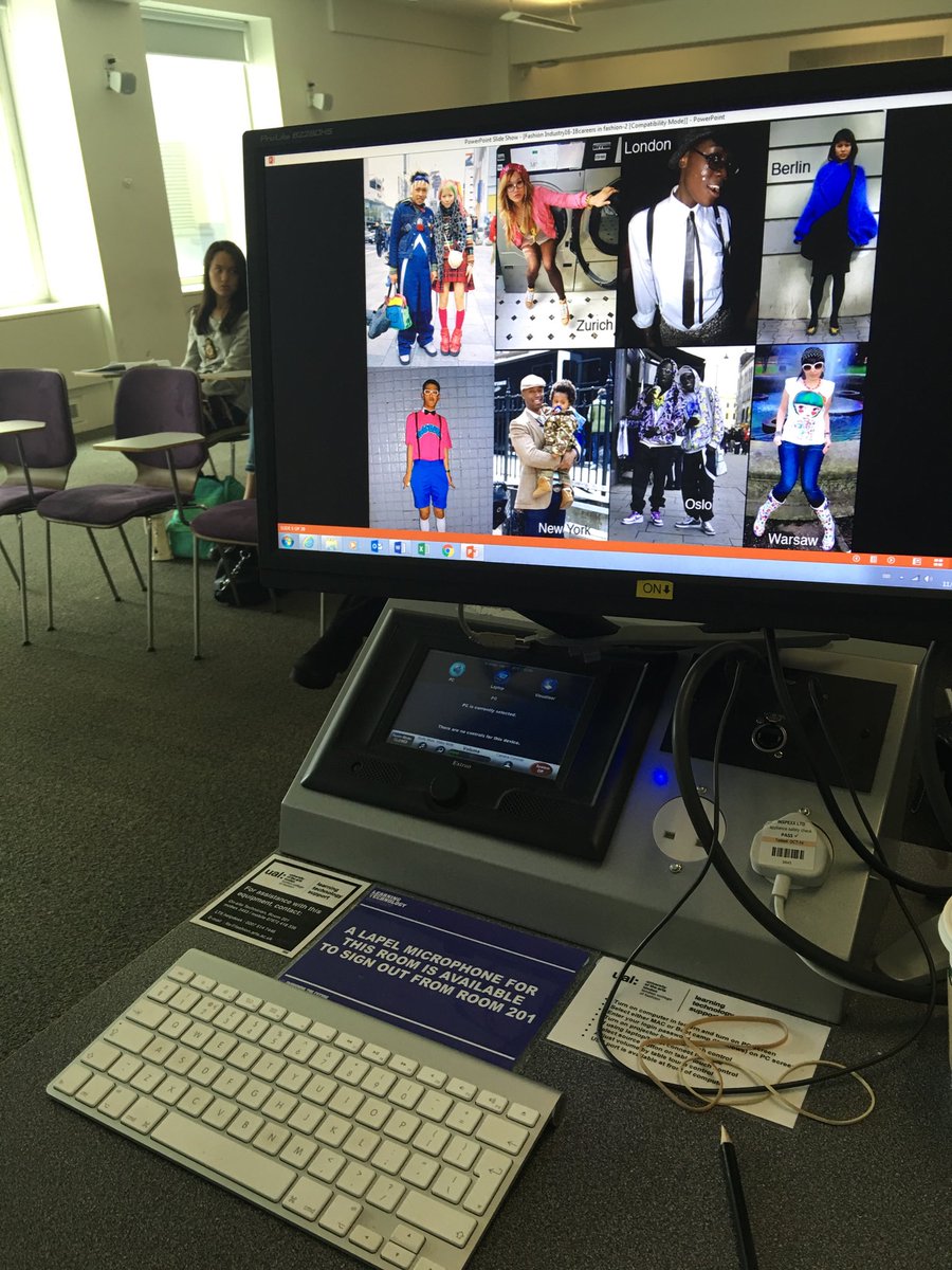 A great lecture today with my <a href="/LCFShortCourses/">LCF Short Courses</a> Visual merchandising students. 💙