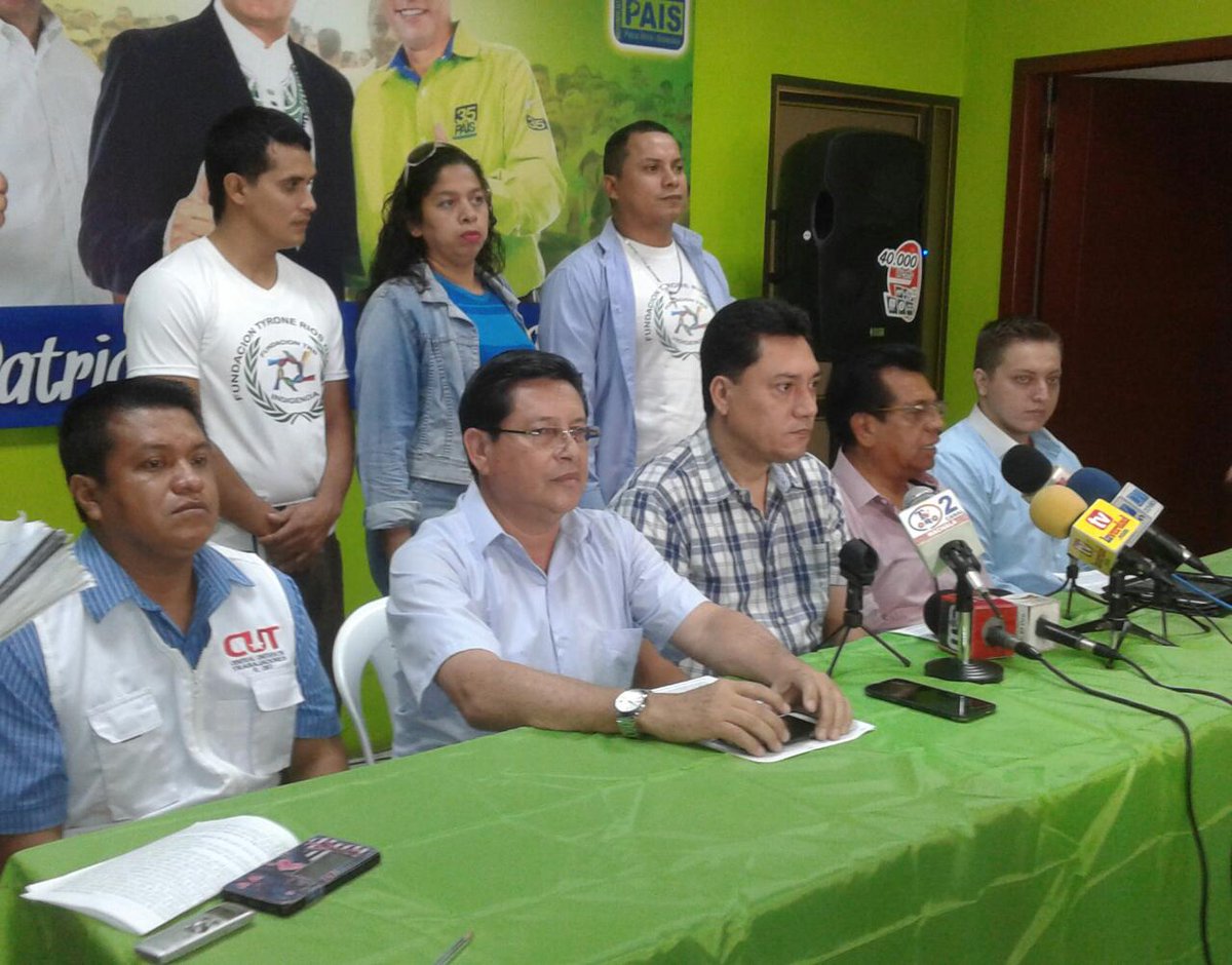 elpasajeno's tweet photo. Representantes de @35eloro  impulsan pacto ético a través de rueda de prensa https://t.co/nqcnDg9ajM