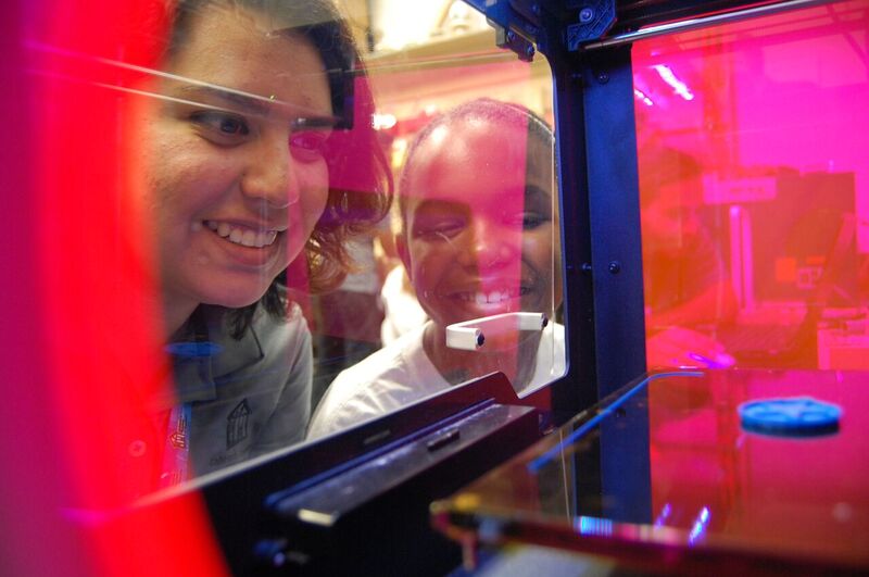 STEMmakers's tweet photo. TEACHERS! #MAKE an impact on your students with a PD session at @cmhouston go to https://t.co/R4xpCzmLK8 for dates! https://t.co/Ij4Ag6FNBS
