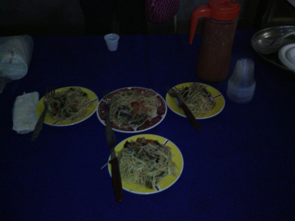 ayacucho12's tweet photo. La gastronomía típica de nuestras escuelas se tomó a @ayacucho12 #Tachira  @SilvaEleazarL @MPPEDUCACION https://t.co/Ms8HhT6v01
